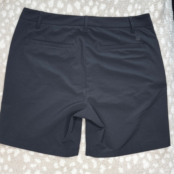 Black Golf Shorts size 32 - Picture 3 of 6